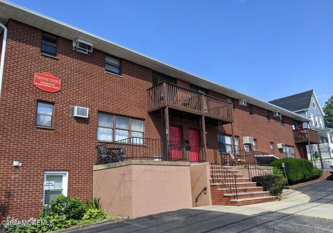 Photo - 201 F Terhune Ave