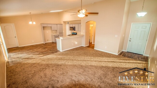 Photo - House for Rent in SouthWest Bakersfield