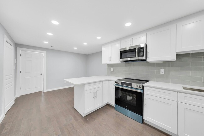 Photo - 826 Grand St Unit 1