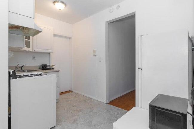 Photo - 248 E 91st St Unit ID1032060P