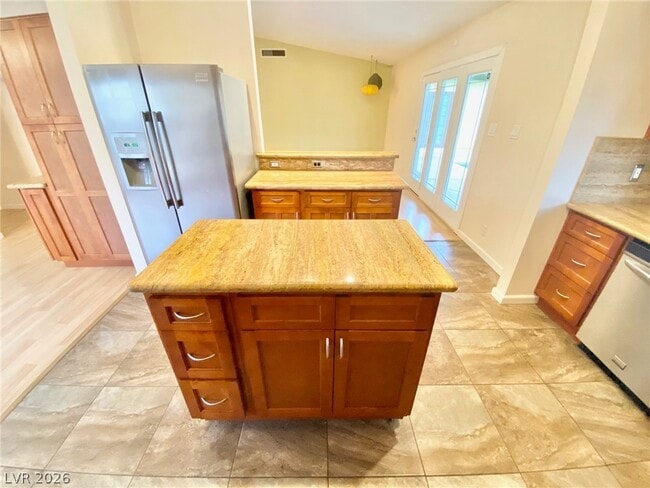 Photo - 400 Davenport Ln