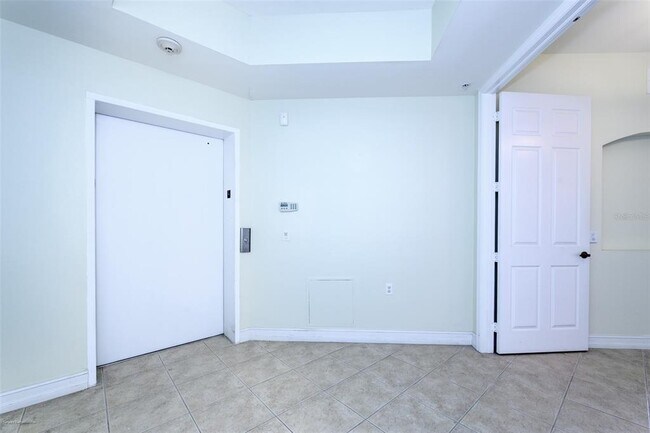 89 Vivante Blvd Unit 402