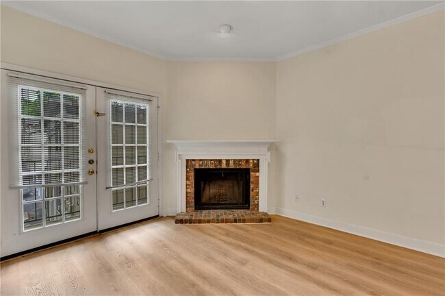 Photo - 2100 San Gabriel St Unit 205