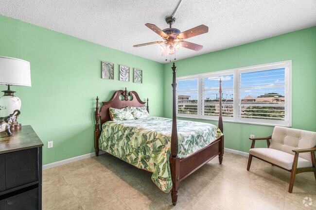 Building Photo - 55 SW 2nd Ave Unit 405 Rental
