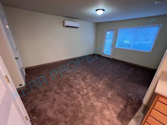 Photo - Cozy 1-Bed Oasis in Portland's Belmont District - Spacious 700 Sq. Ft. Gem!