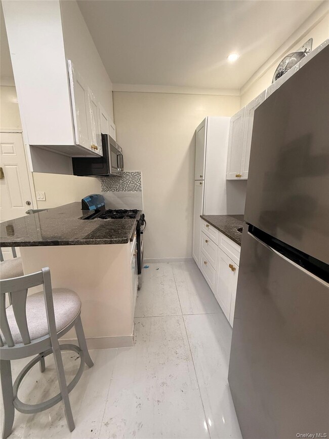 Photo - 145-09 Rockaway Blvd