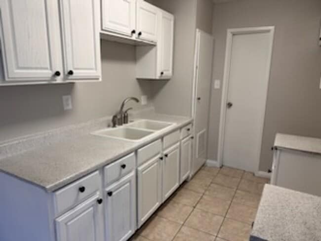 Photo - 1705 Breckenwood Ct Unidad 1