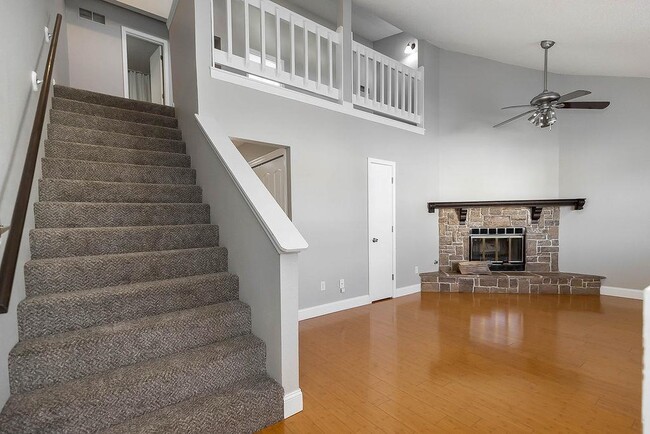 Photo - 1425 Martway Cir Townhome