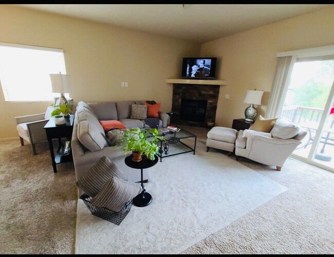 Photo - 16310 Browne St