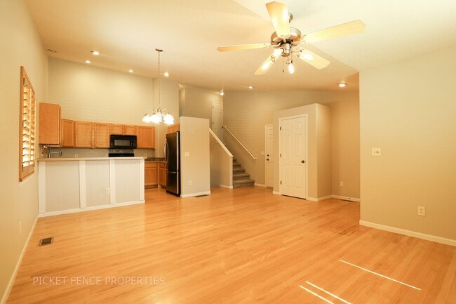 Photo - 4-Bedroom, 3-Bathroom Home in Windsor