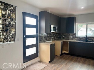 Building Photo - 1713 E Almanac Dr