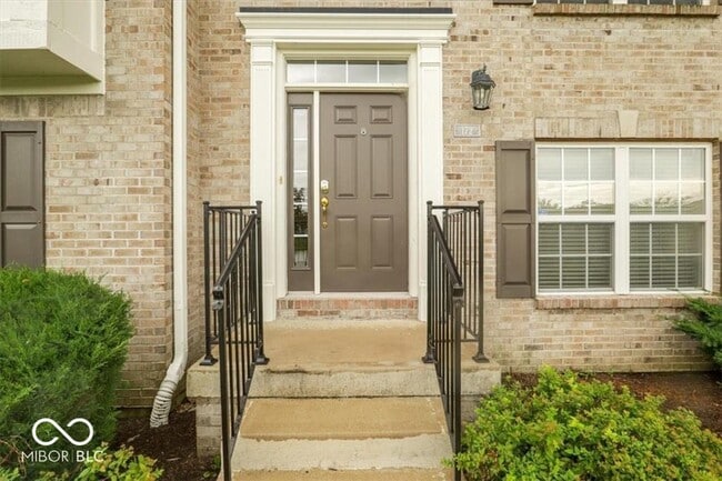 Photo - 172 Straughn Ln