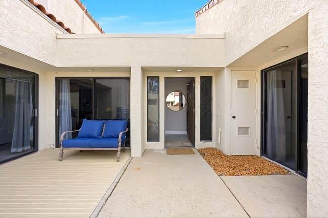 Photo - 436 Sunningdale Dr