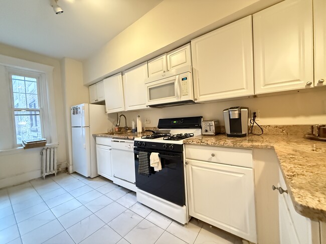 Photo - 1874 Commonwealth Ave Unit 1