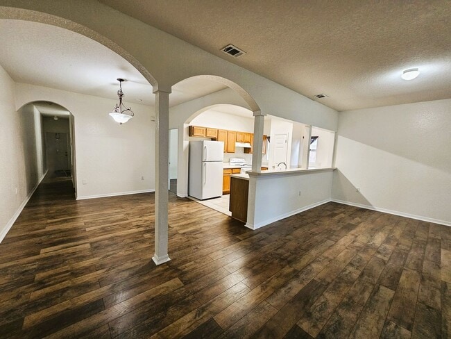Photo - 1004 Park Central Cir