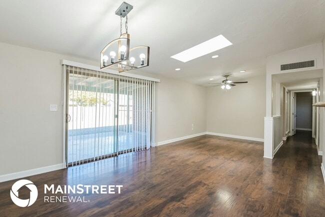 Photo - 7401 E 19th St