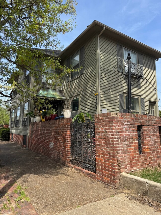 Photo - 616 SE 3rd St