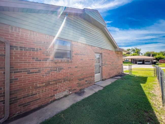 Photo - This Perfect Home Awaits!