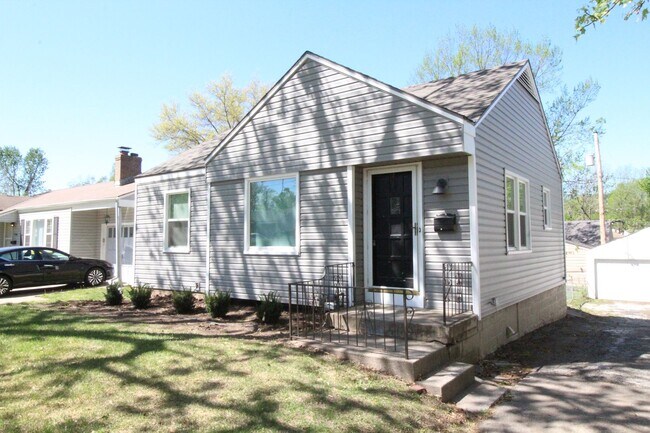 Updated 2 Bedroom 1 Bath Home In Waldo - Updated 2 Bedroom 1 Bath Home In Waldo