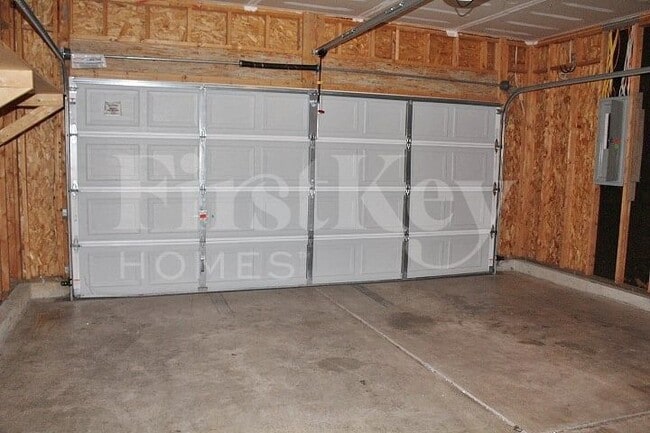 2312 Layton Park Dr