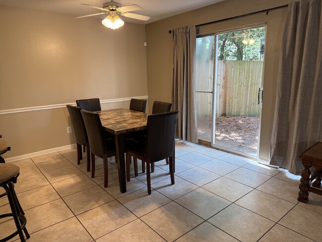 Photo - 6701 Dickens Ferry Rd Unit 118