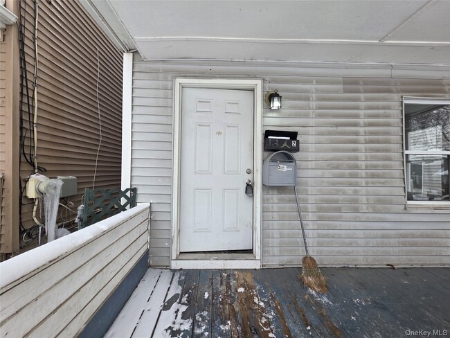 Photo - 190 Winnikee Ave Unit 2