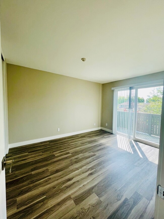 2BR, 1 BA- Master bedroom