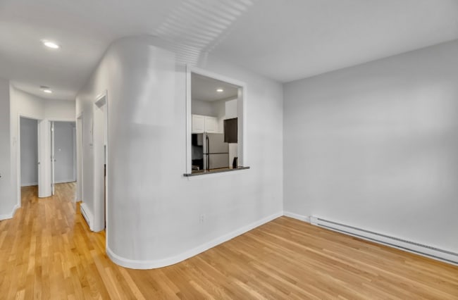 Photo - 202 H St Unit 1