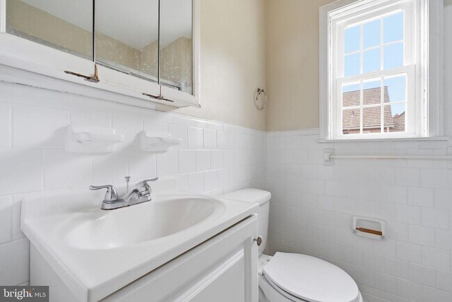 Photo - 3927 Pennsylvania Ave. SE Unit 201