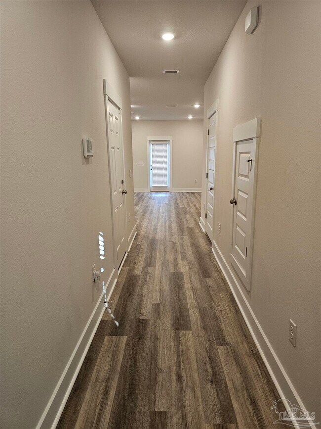 Photo - 9460 Nature Crk Ln