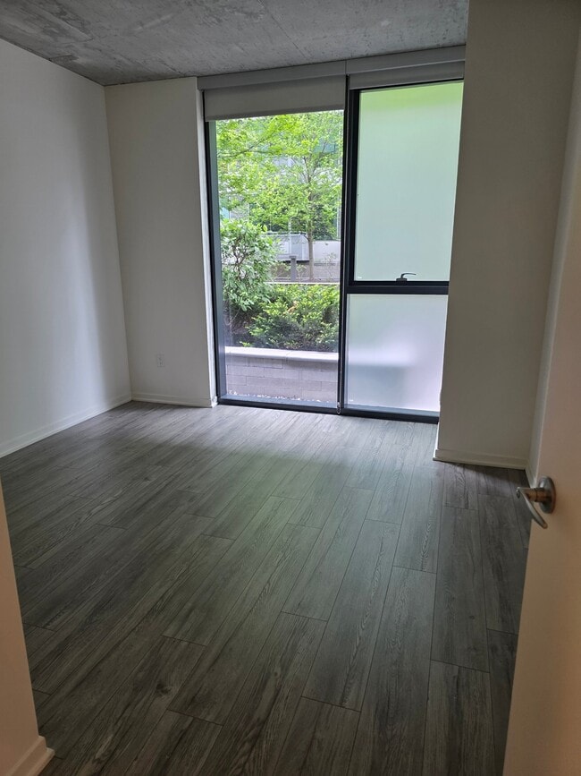 Photo - 1342 S Wabash Ave