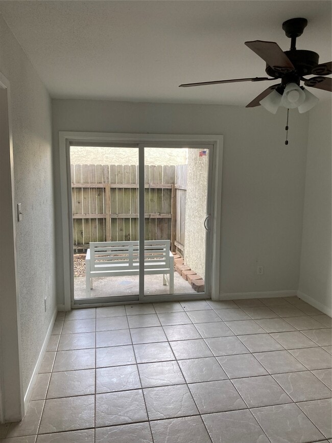 Photo - 10075 Westpark Dr Unidad 70