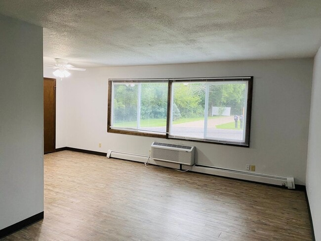 Photo - 1715 Edgewood Dr NW Unit 1715 2