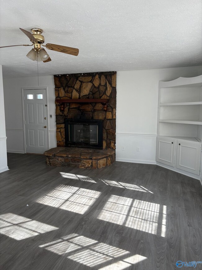 Photo - 14892 Smith Dr