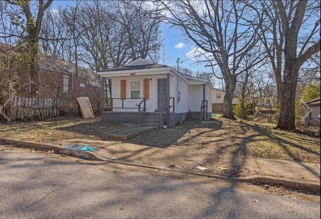 Photo - 111 W Dison Ave