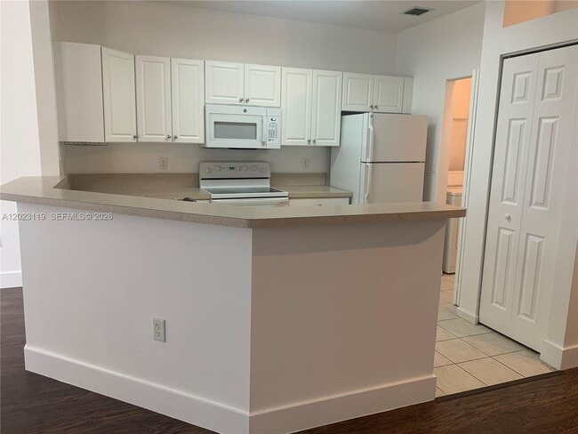 Photo - 4702 SW 160th Ave Unit 325
