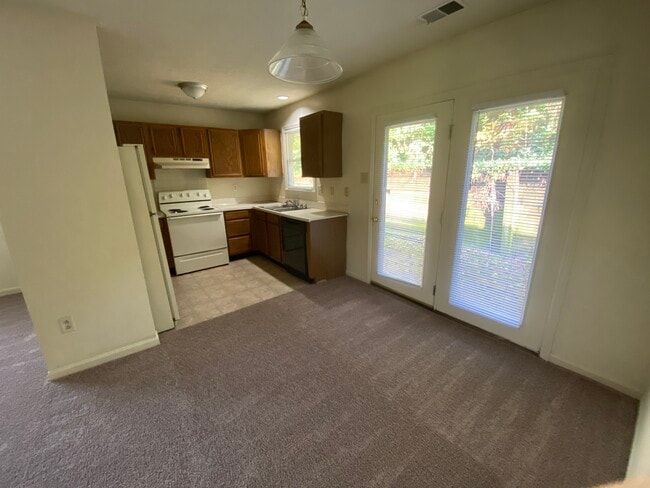 Photo - 2217 Overland Ct