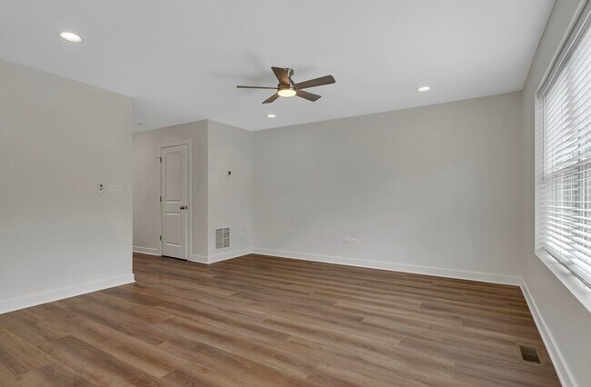 Photo - 873 Covey Lane