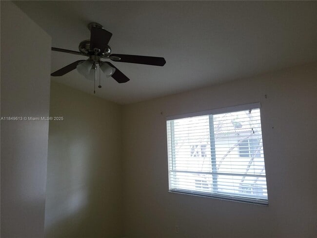 Photo - 1250 SE 28th Ct Unit 205