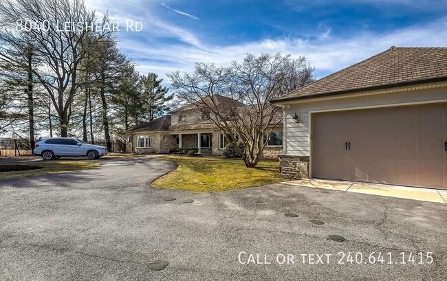 Photo - 8040 Leishear Rd