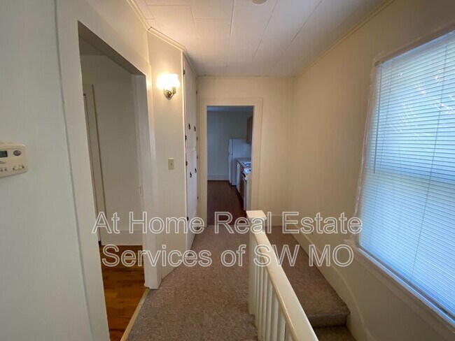 Photo - 1628 N Benton Ave Unit Apt #10