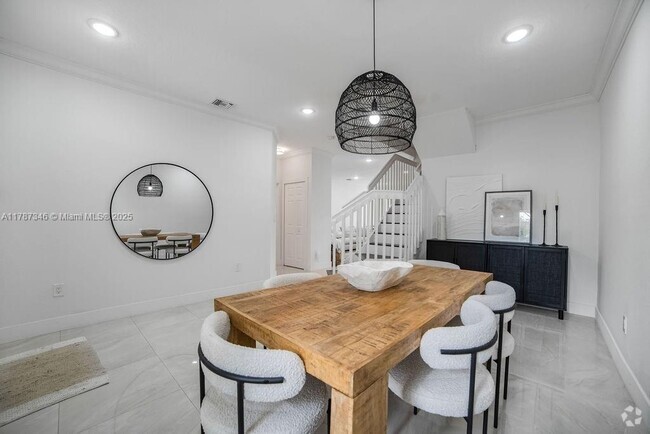 Building Photo - 6226 SW 165th Pl Rental