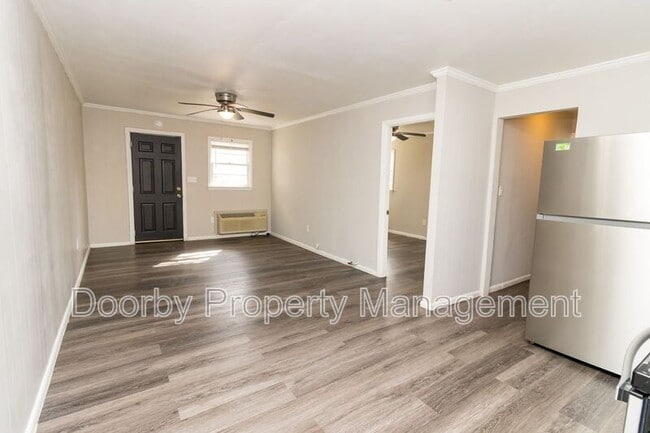 Photo - 207 Napier St Unit 2