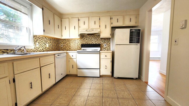 Photo - 98 Sylvia St Unidad 1