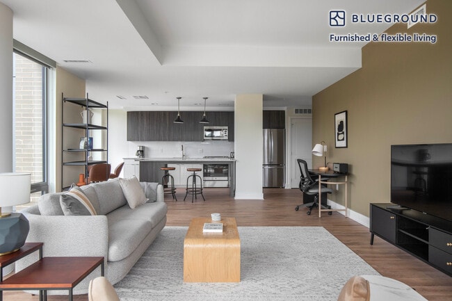 Photo - 1446 S Grant St Unidad FL5-ID698