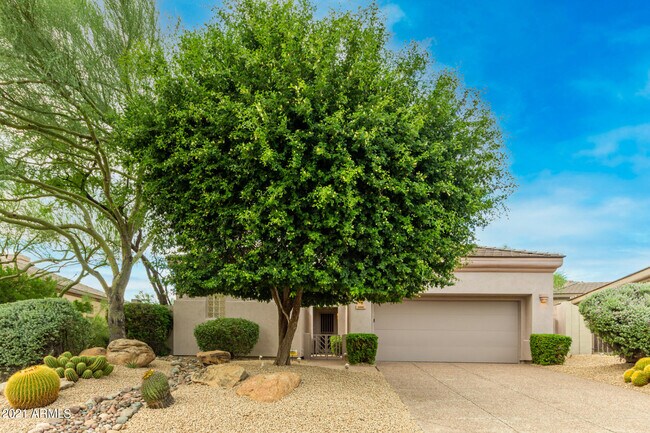 6892 E Nightingale Star Cir