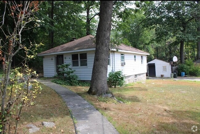 Building Photo - 4 Elm Way Rental