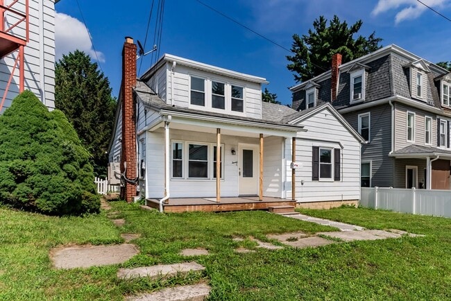 Photo - 20 Laurel St