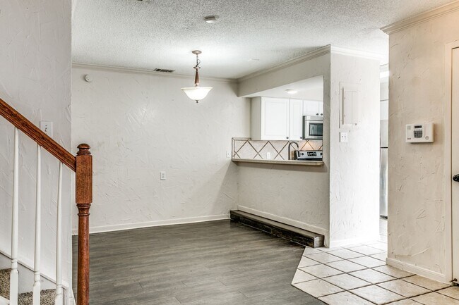 Photo - 2621 Piedras Dr Unit 1