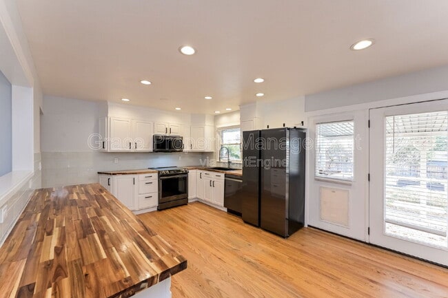 Photo - 6186 S Southwood Dr